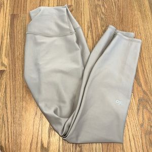 Alo Airlift taupe 7/8 leggings, size S